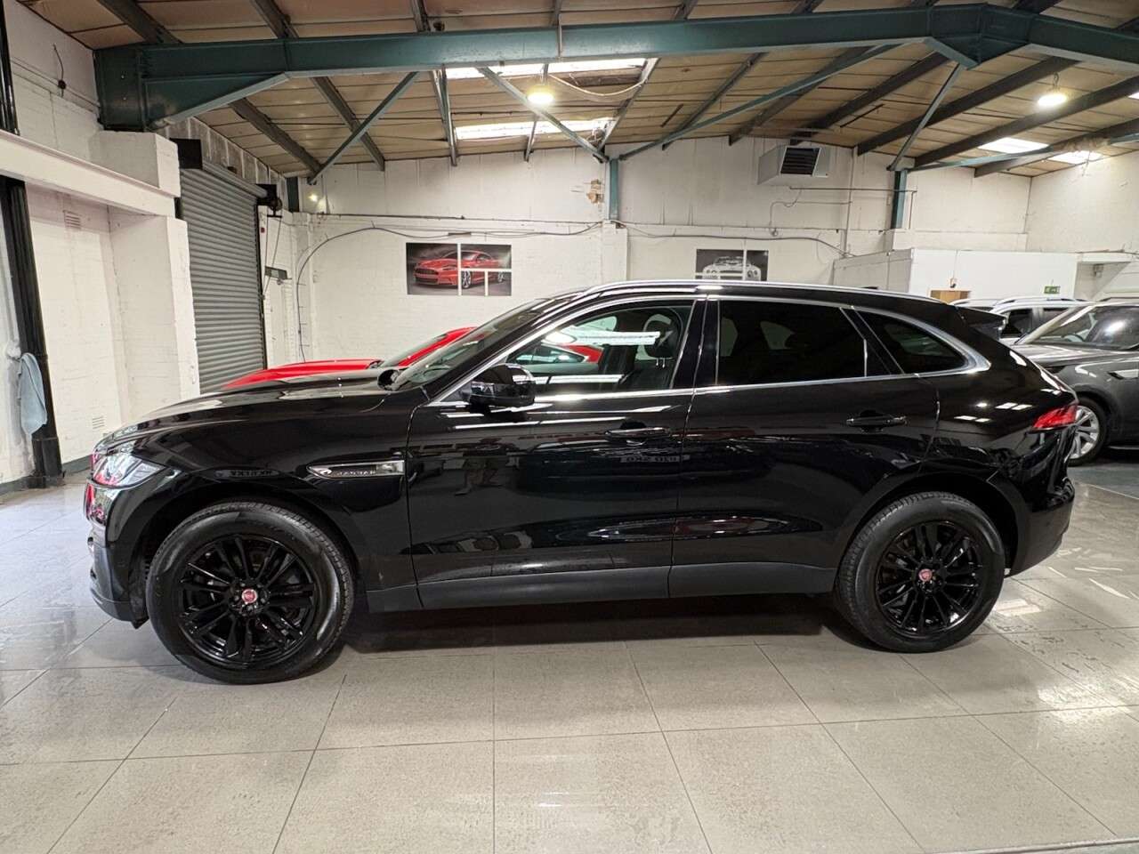 2018 JAGUAR F-PACE 2018 JAGUAR F-PACE