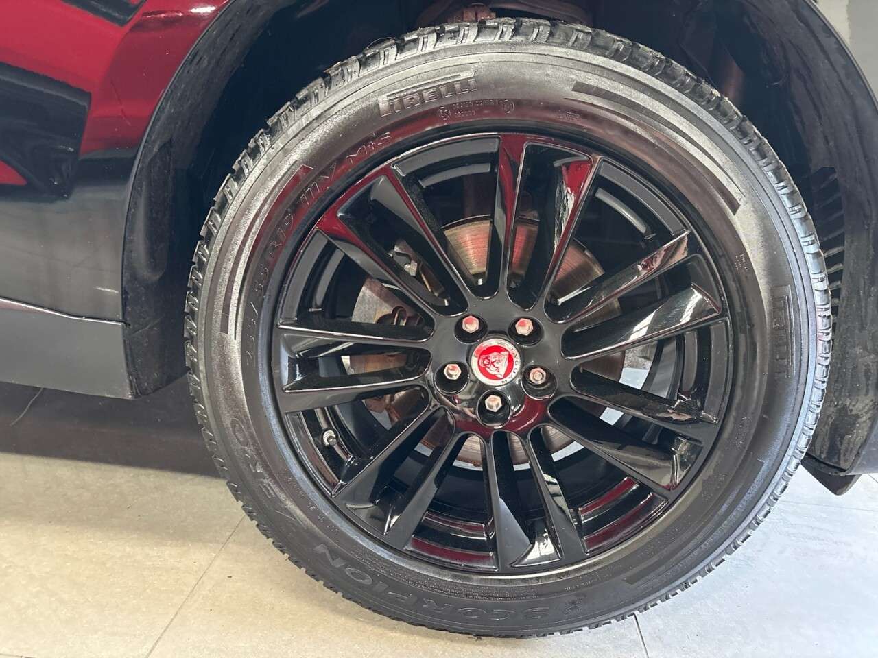 2018 JAGUAR F-PACE 2018 JAGUAR F-PACE