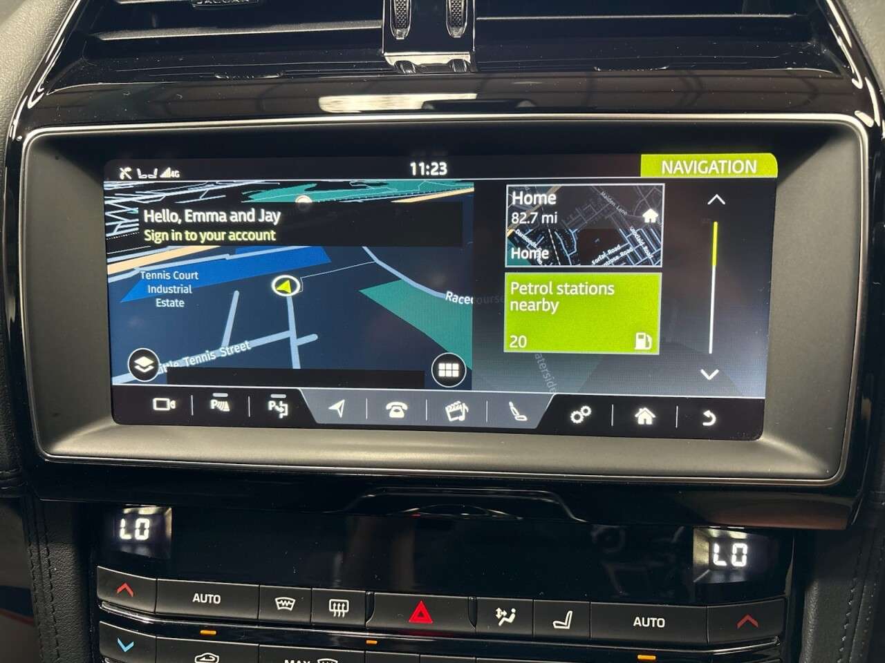 2018 JAGUAR F-PACE 2018 JAGUAR F-PACE