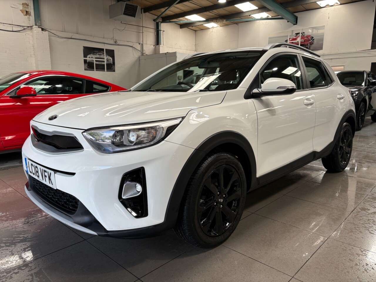 A 2018 KIA STONIC 1.6 CRDi 2 SUV 5dr Diesel Manual Euro 6 (s/s) (108 bhp) A 2018 KIA STONIC 1.6 CRDi 2 SUV 5dr Diesel Manual Euro 6 (s/s) (108 bhp)