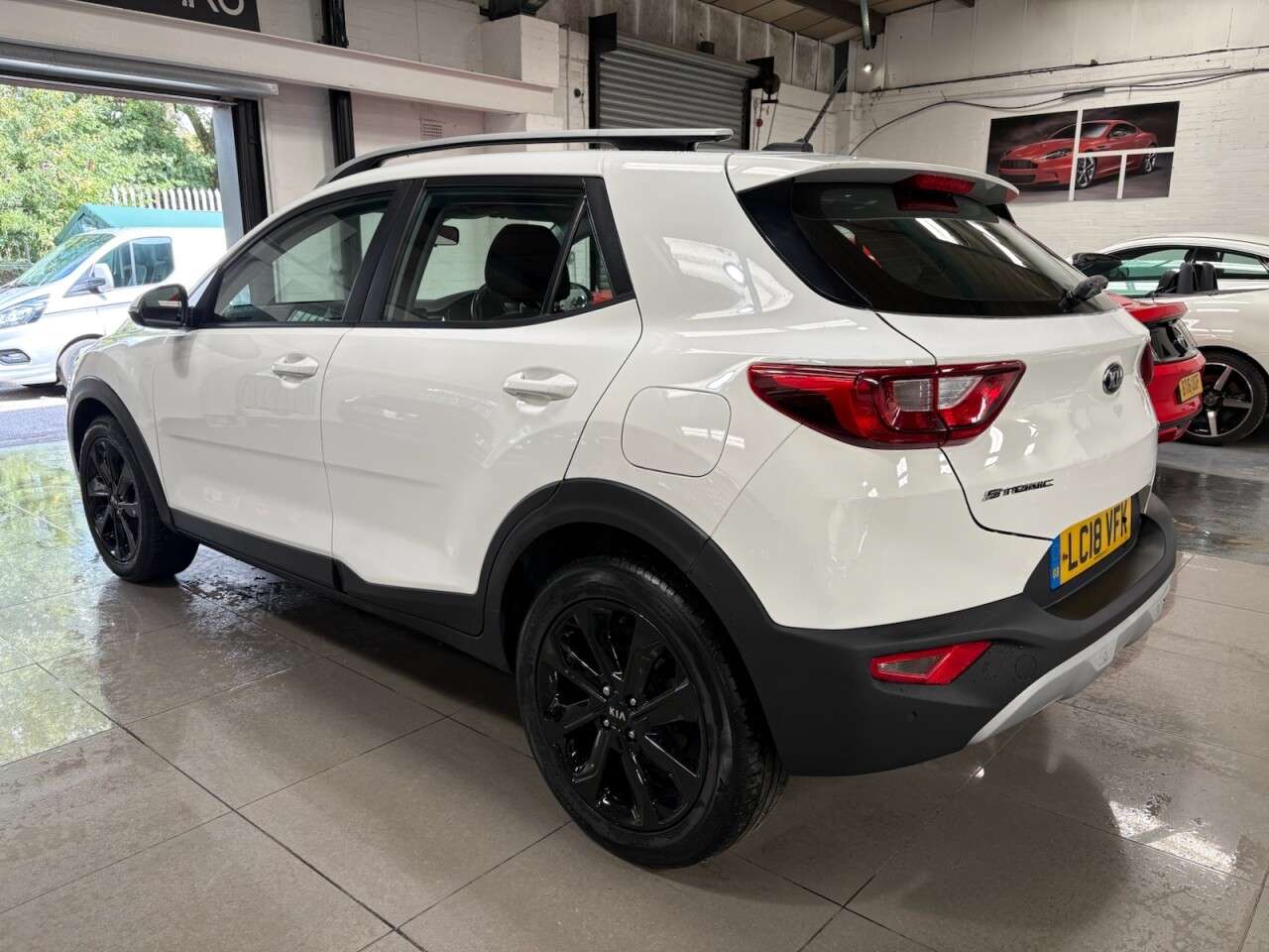 2018 KIA STONIC 2018 KIA STONIC