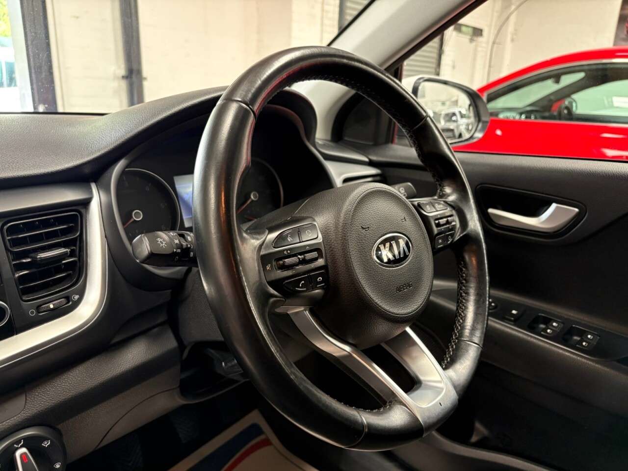 2018 KIA STONIC 2018 KIA STONIC