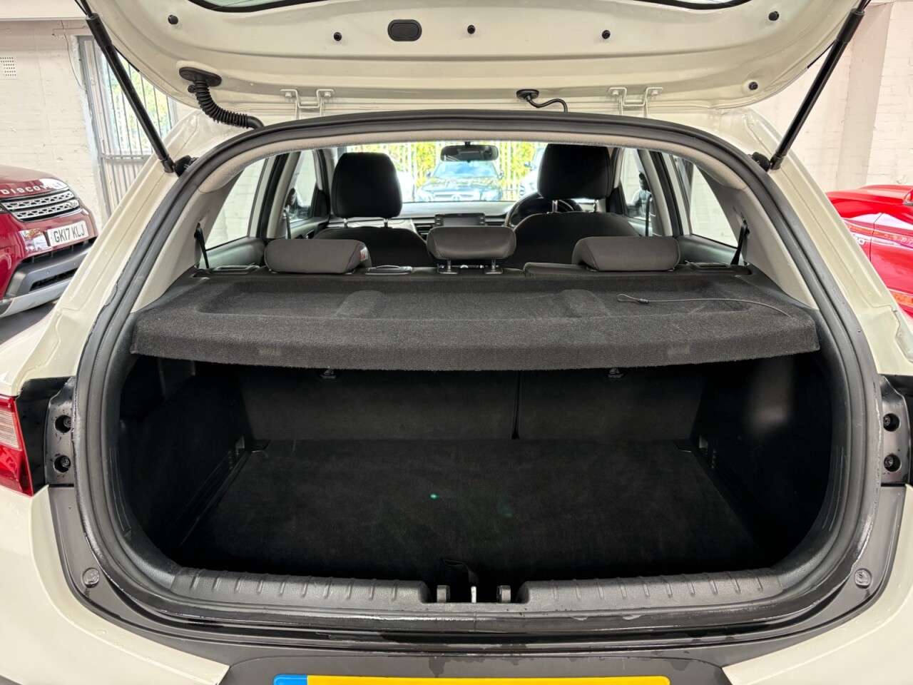 2018 KIA STONIC 2018 KIA STONIC