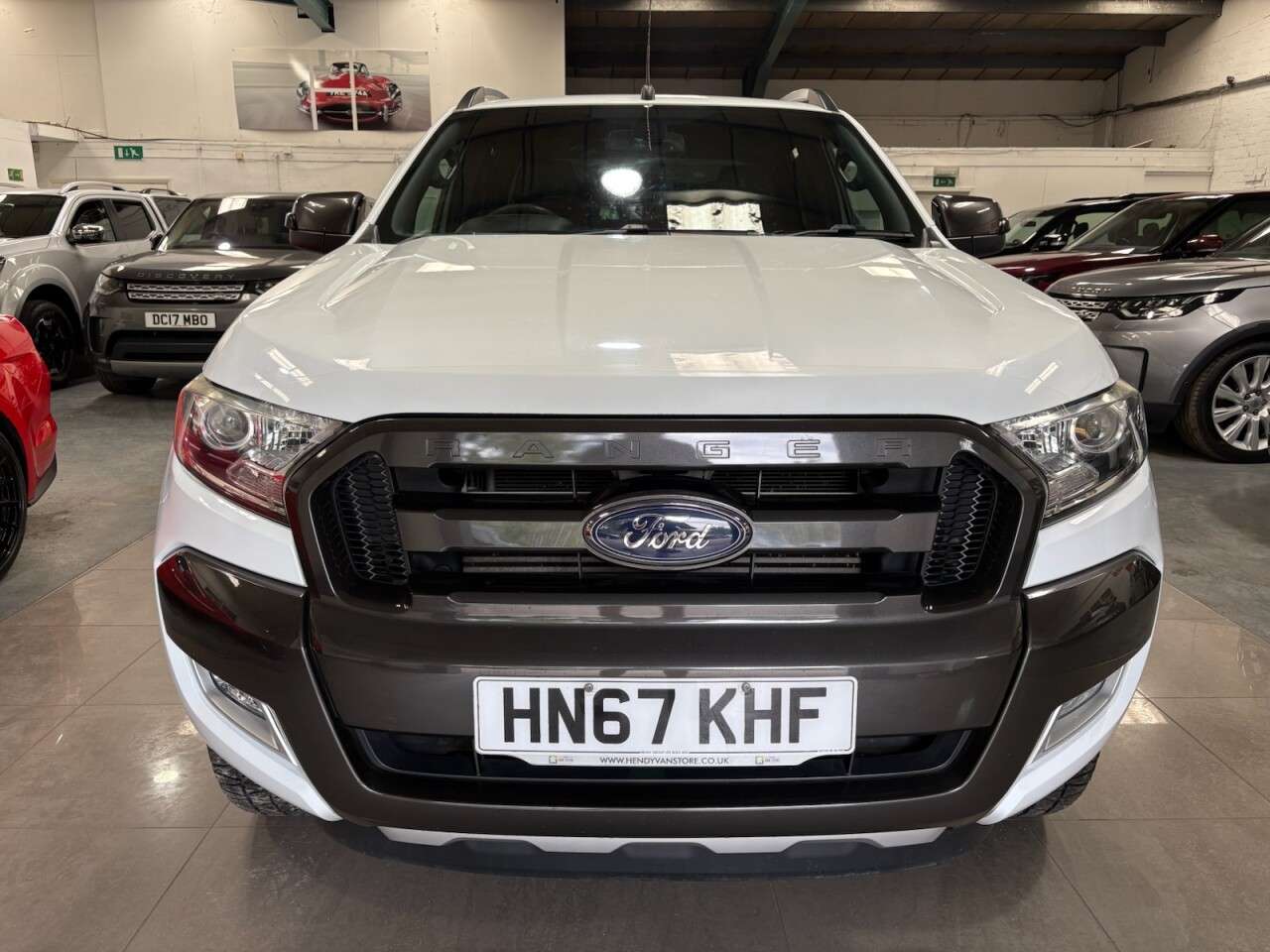 A 2017 FORD RANGER 3.2 TDCi Wildtrak Pickup Double Cab 4dr Diesel Auto 4WD Euro 5 (200 ps) A 2017 FORD RANGER 3.2 TDCi Wildtrak Pickup Double Cab 4dr Diesel Auto 4WD Euro 5 (200 ps)