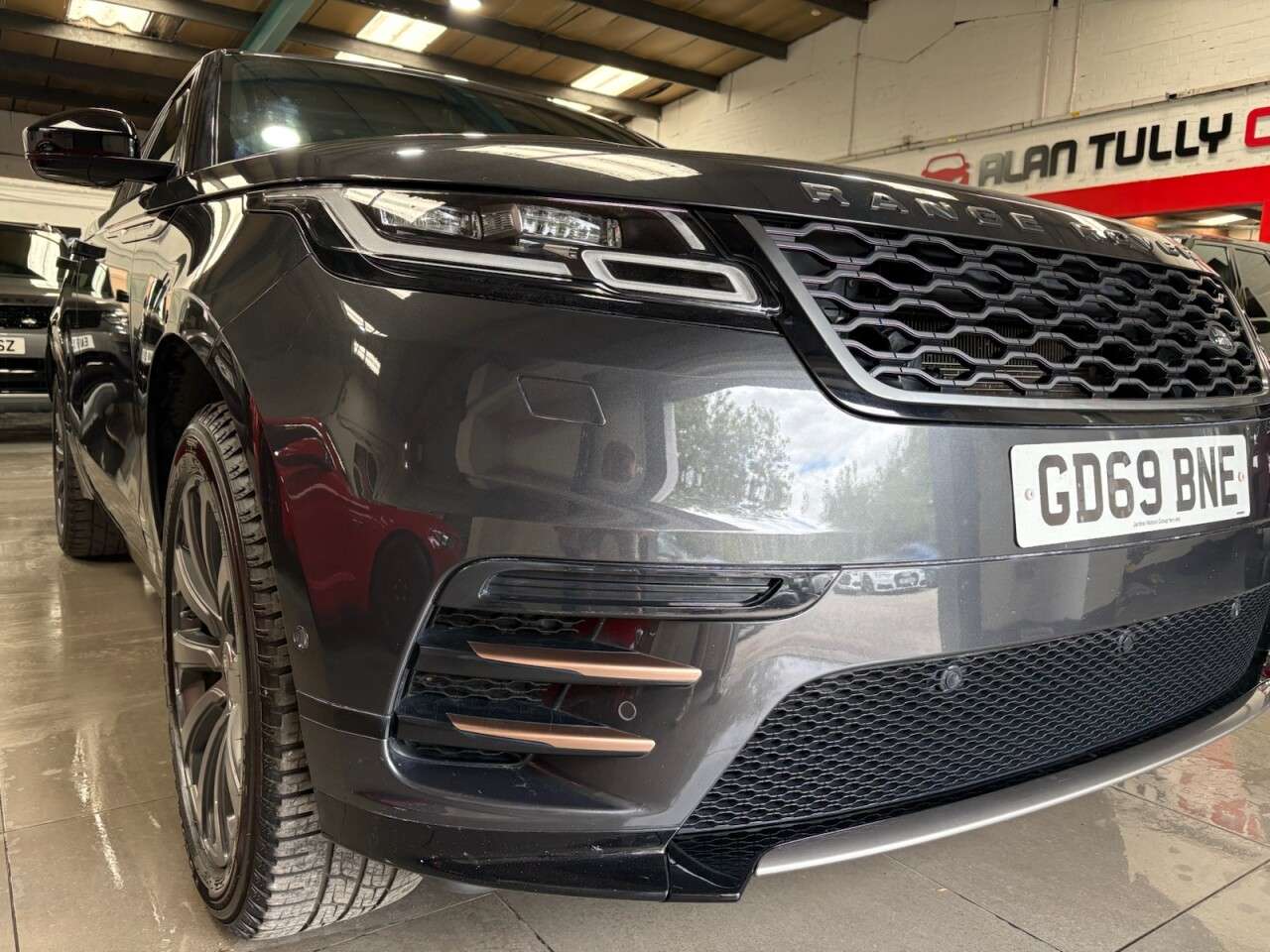 2020 LAND ROVER RANGE ROVER VELAR 2020 LAND ROVER RANGE ROVER VELAR
