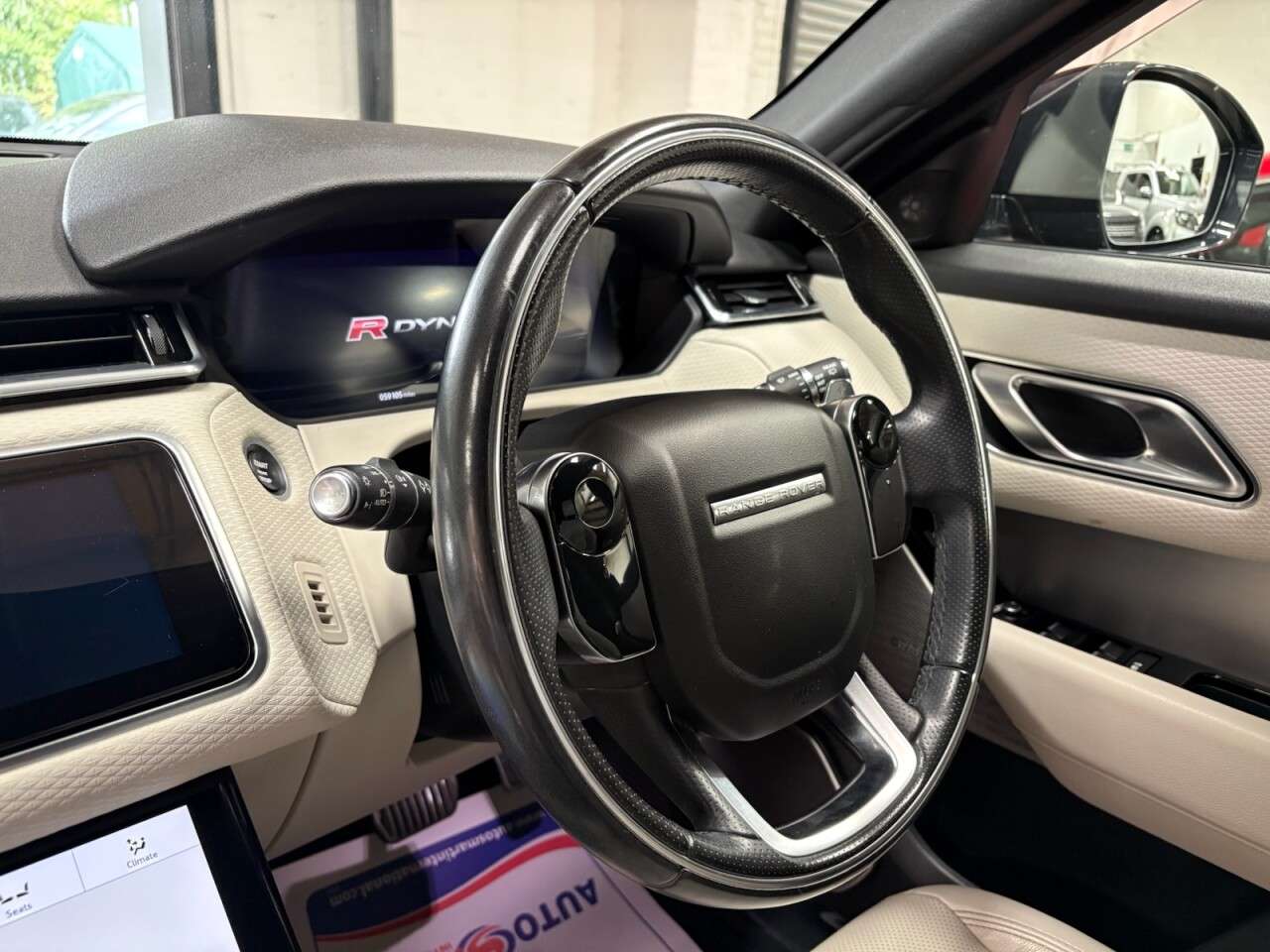 2020 LAND ROVER RANGE ROVER VELAR 2020 LAND ROVER RANGE ROVER VELAR