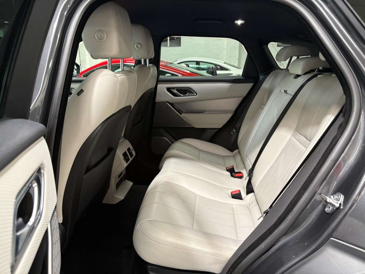 2020 LAND ROVER RANGE ROVER VELAR 2020 LAND ROVER RANGE ROVER VELAR