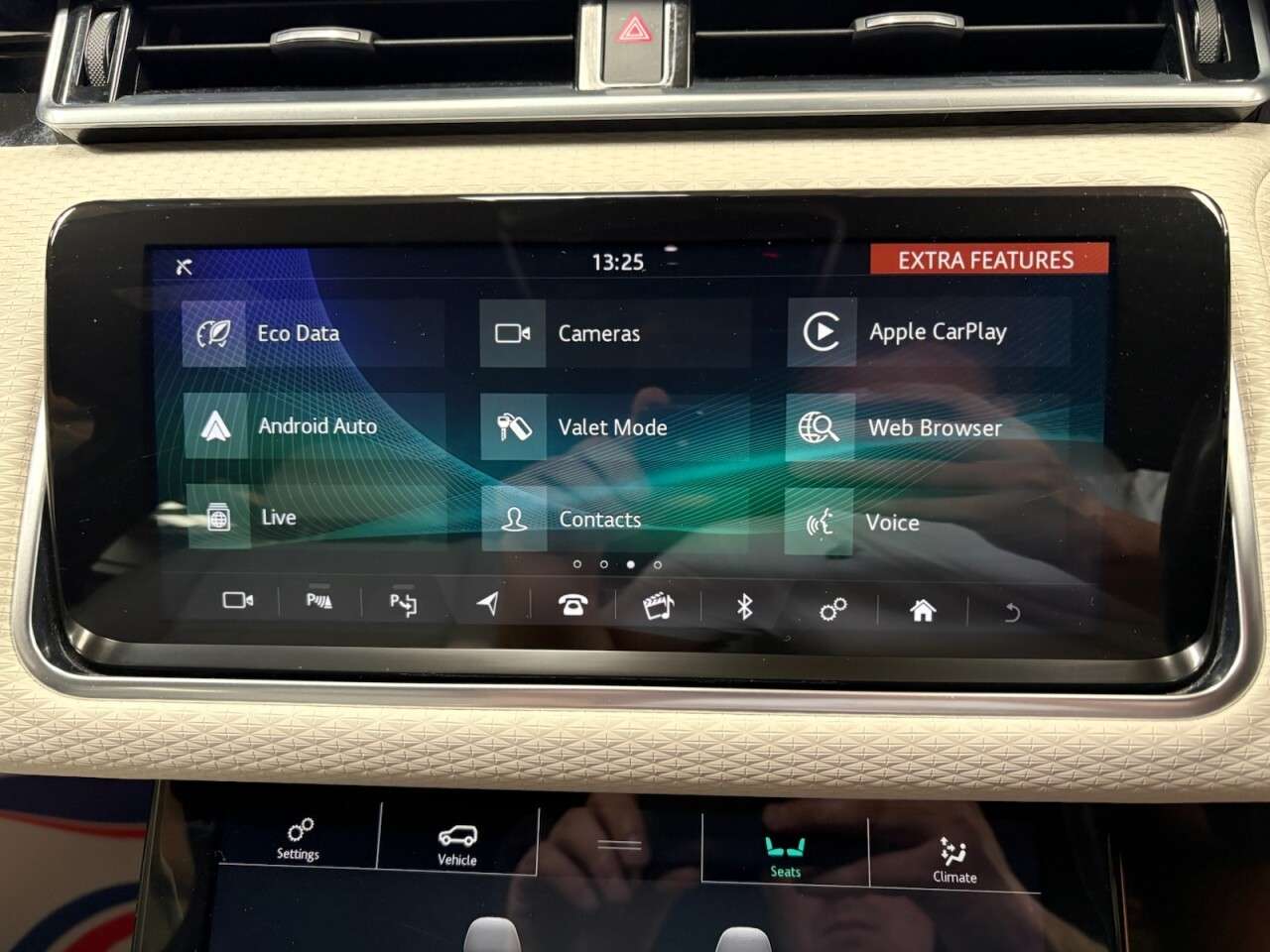 2020 LAND ROVER RANGE ROVER VELAR 2020 LAND ROVER RANGE ROVER VELAR