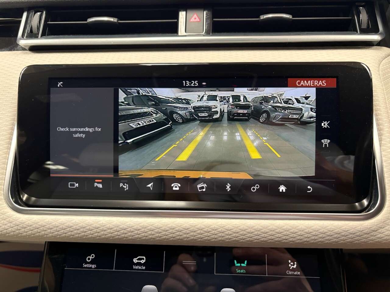 2020 LAND ROVER RANGE ROVER VELAR 2020 LAND ROVER RANGE ROVER VELAR
