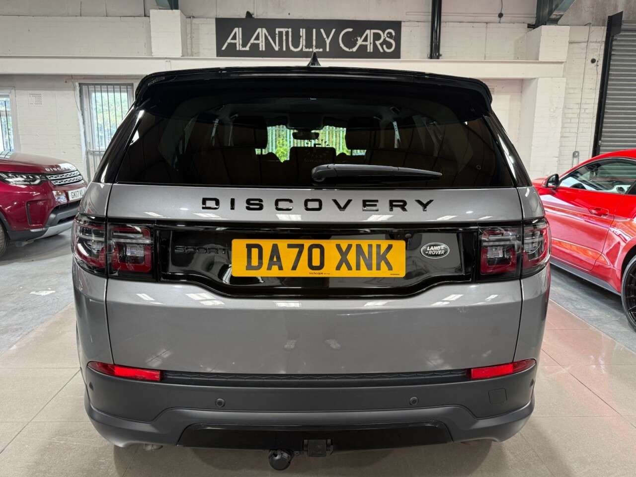 A 2020 LAND ROVER DISCOVERY SPORT 2.0 P200 MHEV S SUV 5dr Petrol Auto 4WD Euro 6 (s/s) (200 ps) A 2020 LAND ROVER DISCOVERY SPORT 2.0 P200 MHEV S SUV 5dr Petrol Auto 4WD Euro 6 (s/s) (200 ps)
