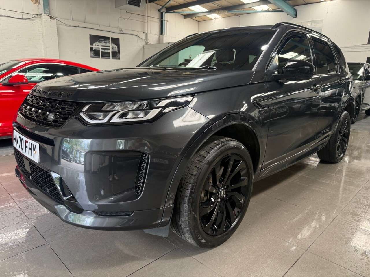 A 2020 LAND ROVER DISCOVERY SPORT 2.0 P200 MHEV R-Dynamic S Plus SUV 5dr Petrol Auto 4WD Euro 6 (s/s) (200 ps A 2020 LAND ROVER DISCOVERY SPORT 2.0 P200 MHEV R-Dynamic S Plus SUV 5dr Petrol Auto 4WD Euro 6 (s/s) (200 ps