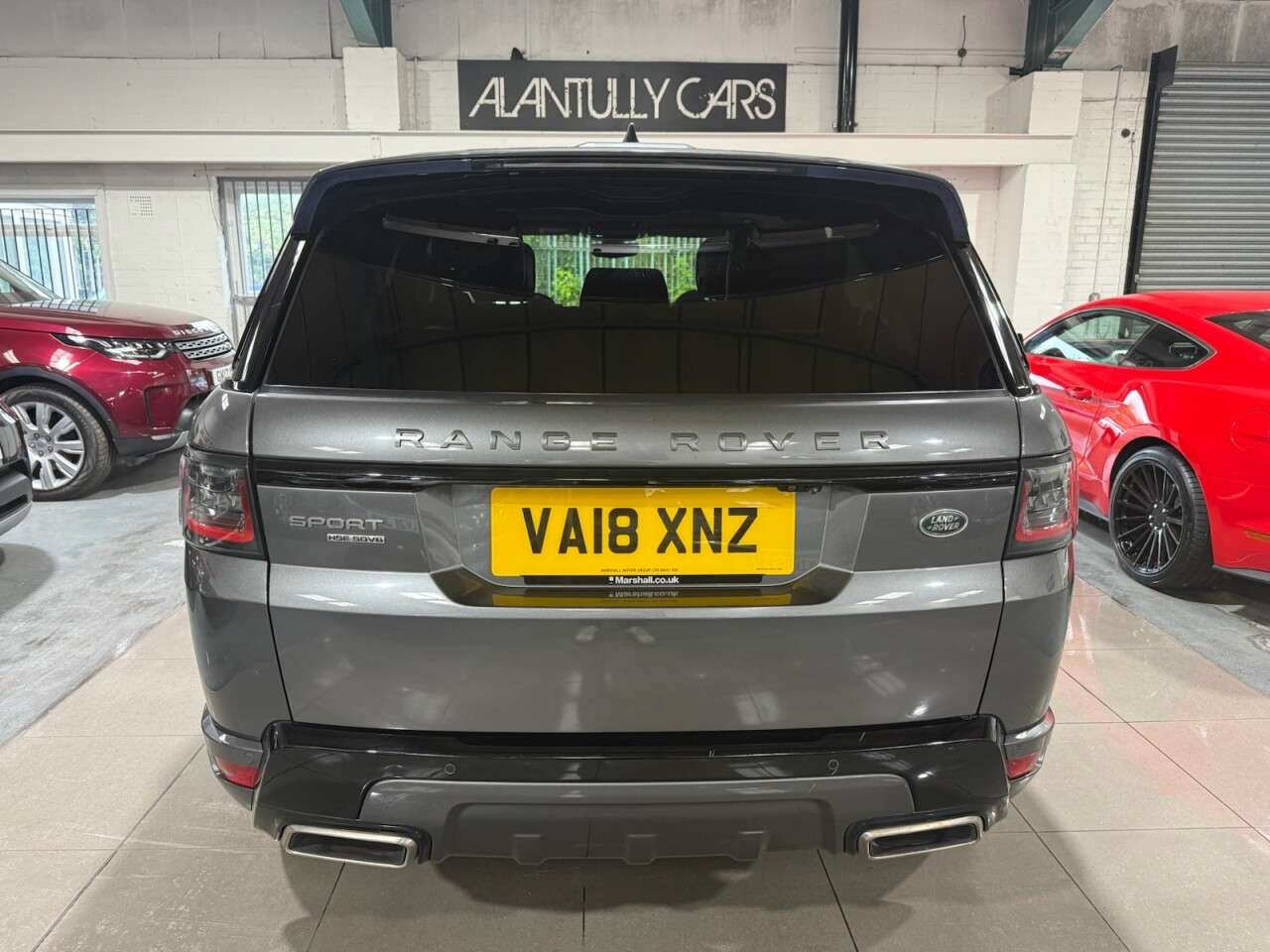 A 2018 LAND ROVER RANGE ROVER SPORT 3.0 SD V6 HSE Dynamic SUV 5dr Diesel Auto 4WD Euro 6 (s/s) (306 ps) A 2018 LAND ROVER RANGE ROVER SPORT 3.0 SD V6 HSE Dynamic SUV 5dr Diesel Auto 4WD Euro 6 (s/s) (306 ps)