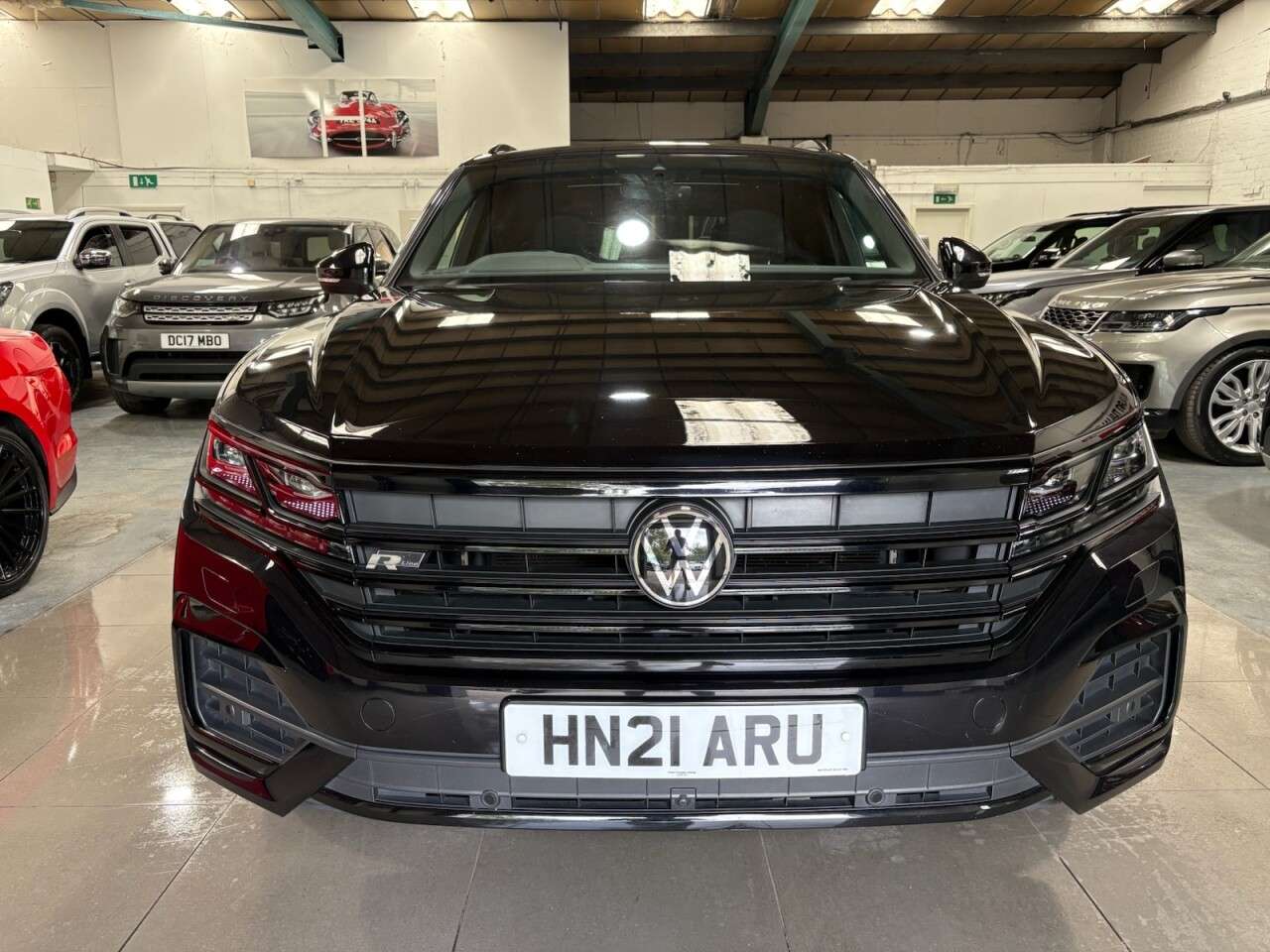 A 2021 VOLKSWAGEN TOUAREG 3.0 TDI V6 Black Edition SUV 5dr Diesel Tiptronic 4Motion Euro 6 (s/s) (286 A 2021 VOLKSWAGEN TOUAREG 3.0 TDI V6 Black Edition SUV 5dr Diesel Tiptronic 4Motion Euro 6 (s/s) (286