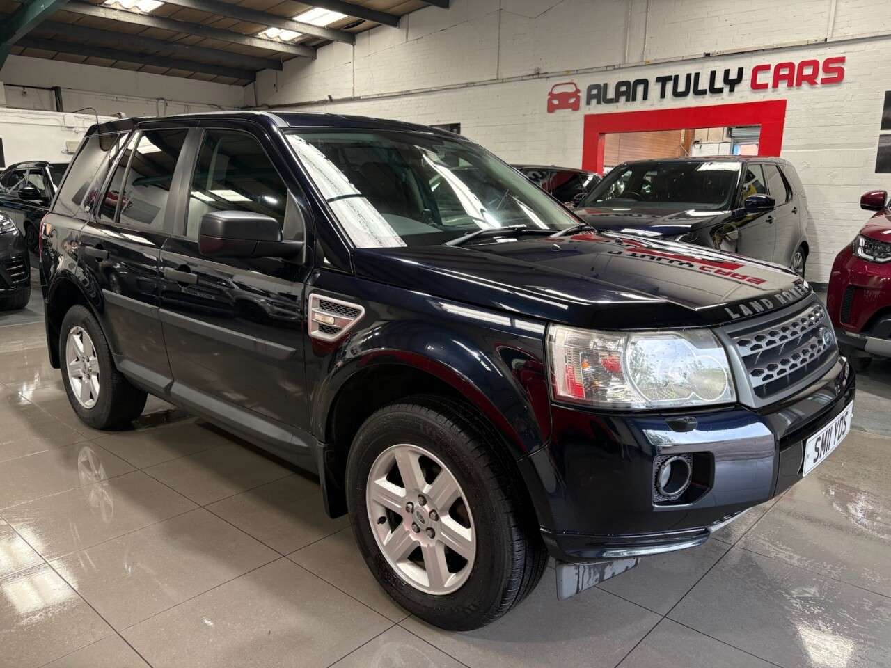 A 2011 LAND ROVER FREELANDER 2 2.2 TD4 GS SUV 5dr Diesel Manual 4WD Euro 5 (s/s) (150 ps) A 2011 LAND ROVER FREELANDER 2 2.2 TD4 GS SUV 5dr Diesel Manual 4WD Euro 5 (s/s) (150 ps)