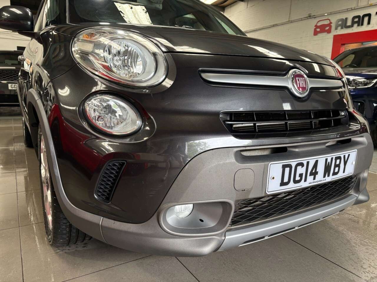2014 FIAT 500L 2014 FIAT 500L