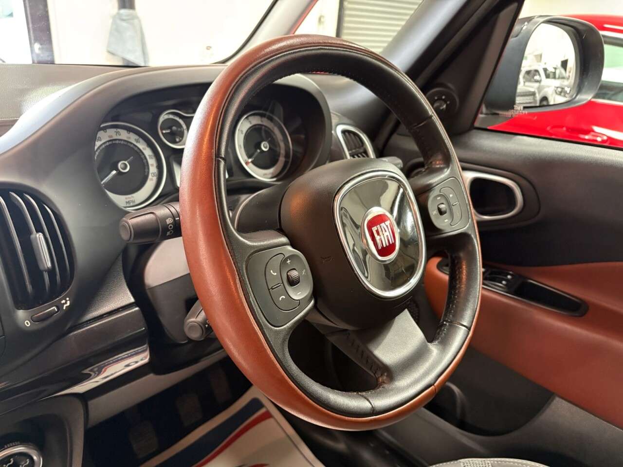 2014 FIAT 500L 2014 FIAT 500L