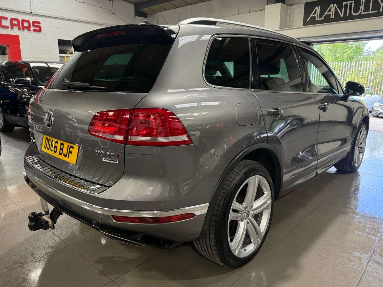 2016 VOLKSWAGEN TOUAREG 2016 VOLKSWAGEN TOUAREG