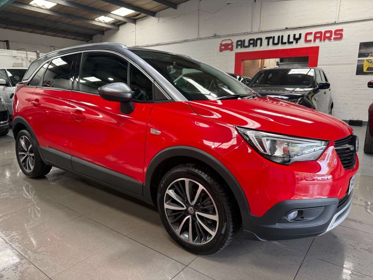 A 2018 VAUXHALL CROSSLAND X 1.2 Turbo GPF Elite SUV 5dr Petrol Manual Euro 6 (s/s) (130 ps) A 2018 VAUXHALL CROSSLAND X 1.2 Turbo GPF Elite SUV 5dr Petrol Manual Euro 6 (s/s) (130 ps)