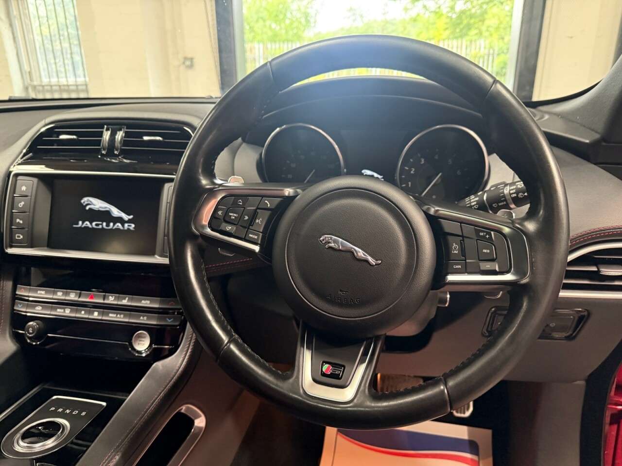 2016 JAGUAR F-PACE 2016 JAGUAR F-PACE
