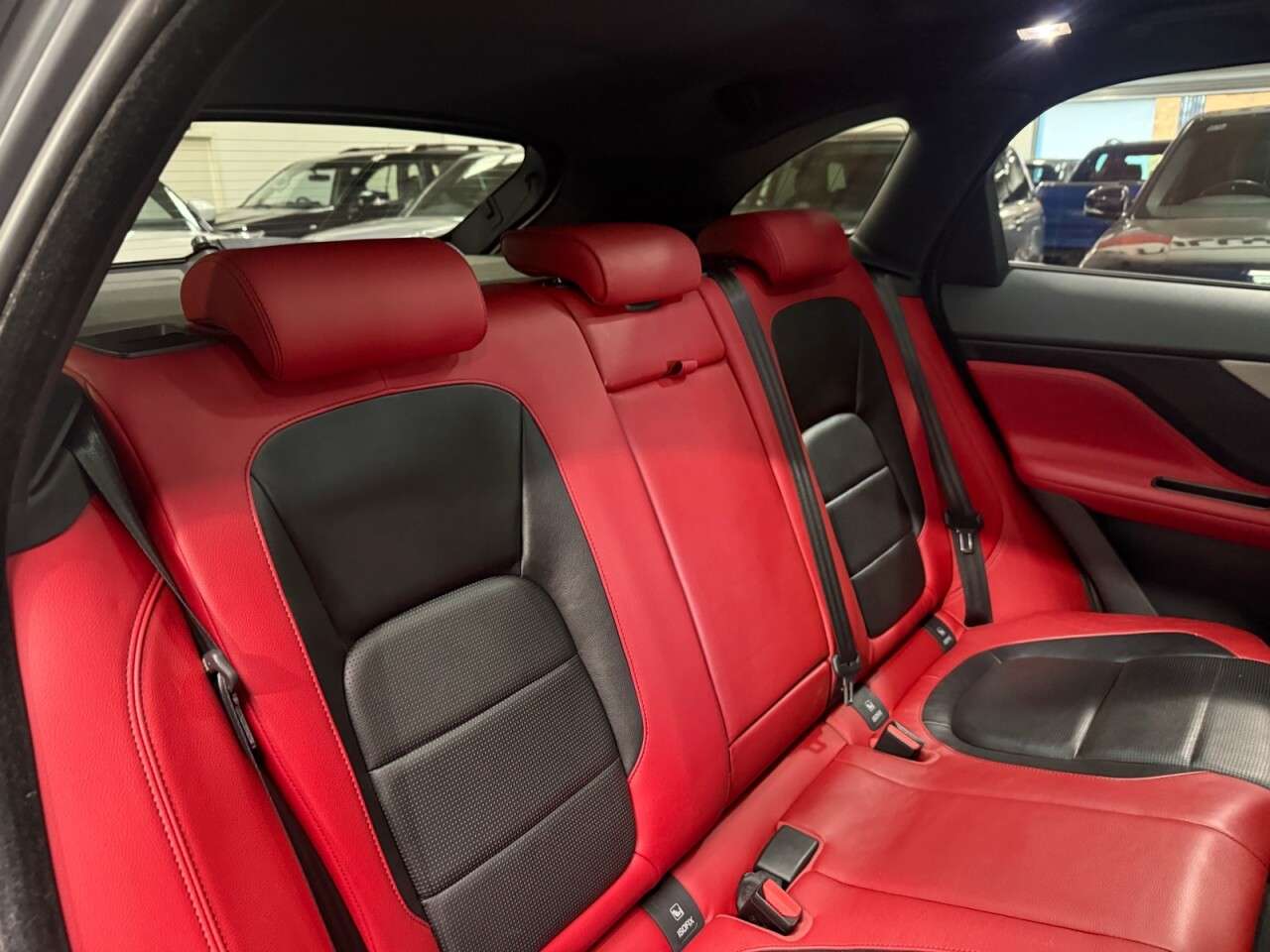 2016 JAGUAR F-PACE 2016 JAGUAR F-PACE