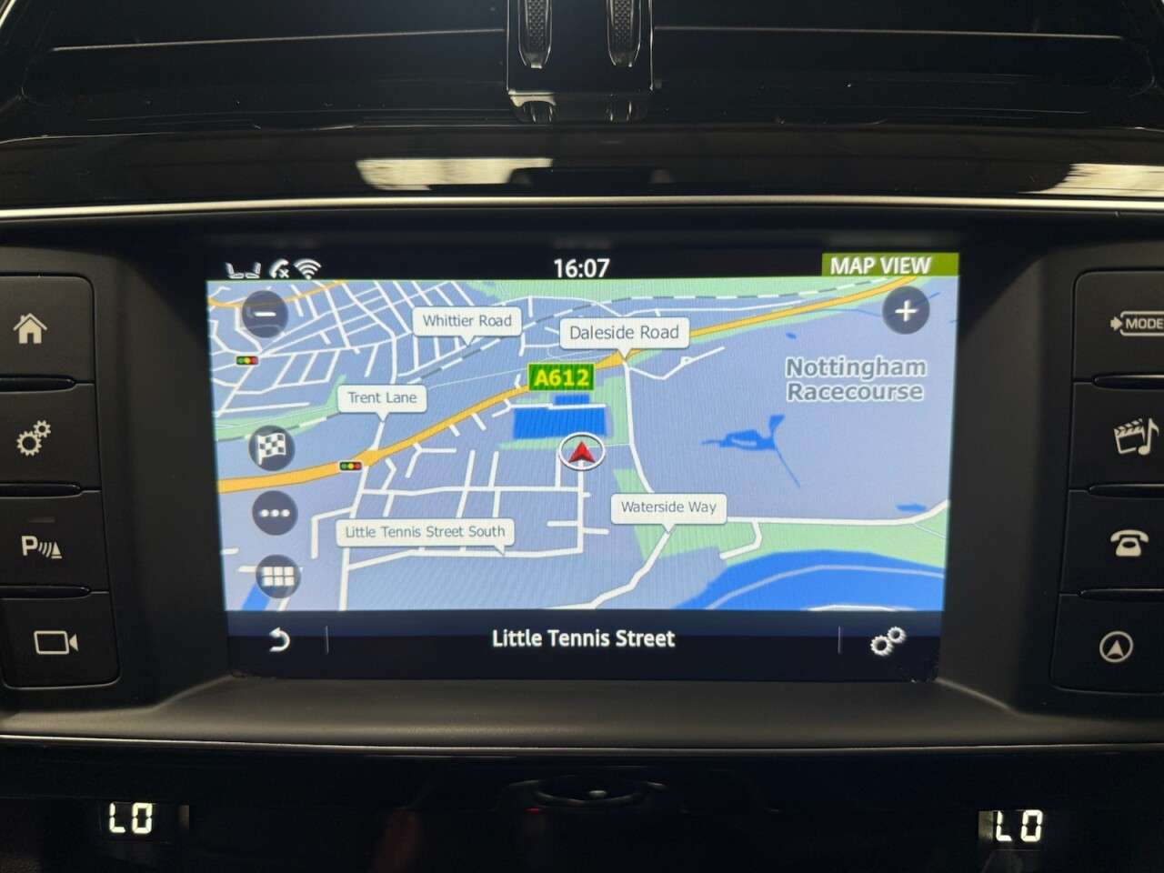 2016 JAGUAR F-PACE 2016 JAGUAR F-PACE