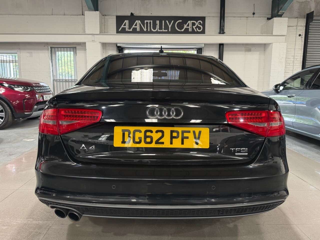 A 2012 AUDI A4 2.0 TFSI S line Saloon 4dr Petrol Manual quattro Euro 5 (s/s) (211 ps) A 2012 AUDI A4 2.0 TFSI S line Saloon 4dr Petrol Manual quattro Euro 5 (s/s) (211 ps)