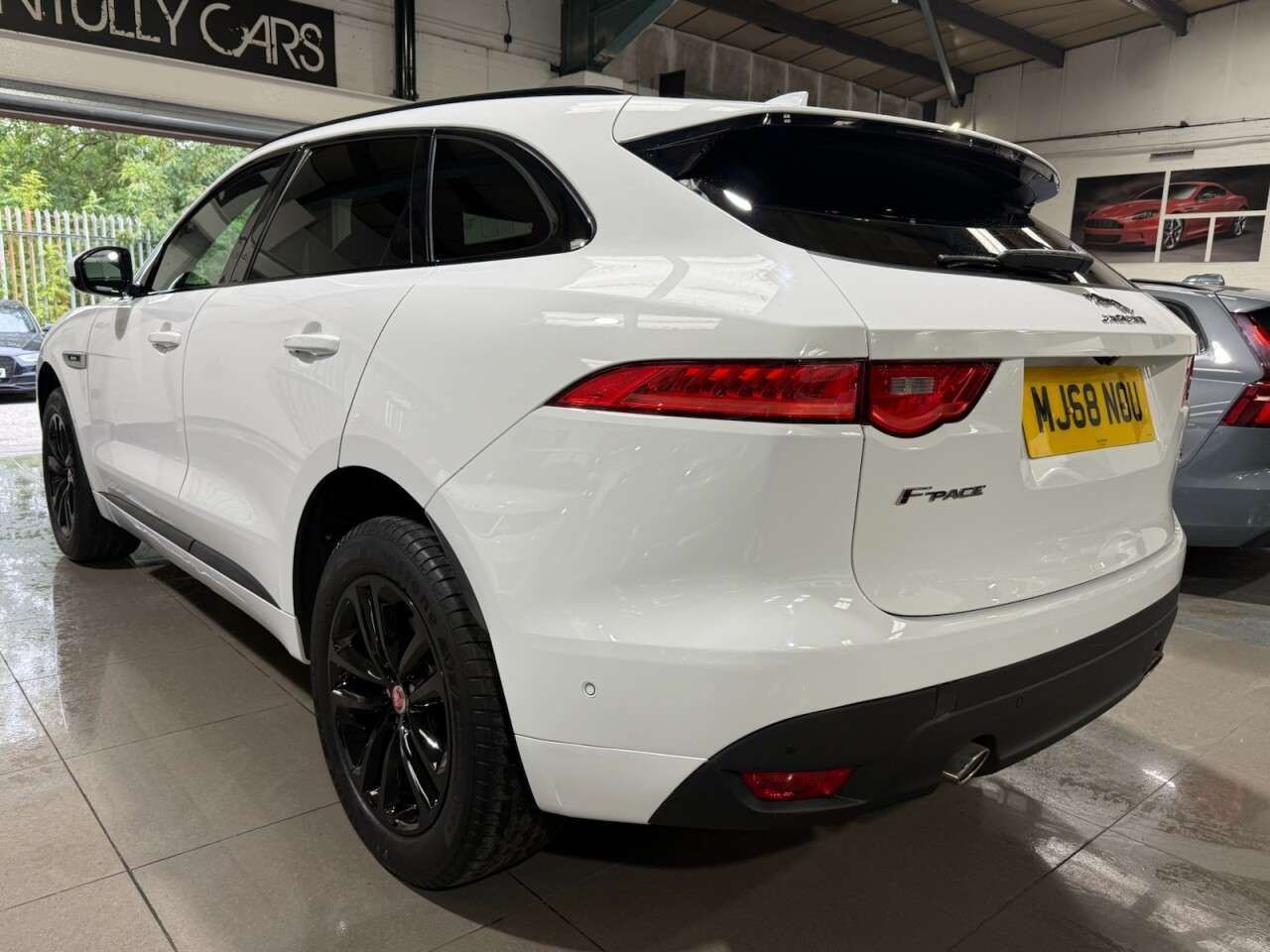 2018 JAGUAR F-PACE 2018 JAGUAR F-PACE