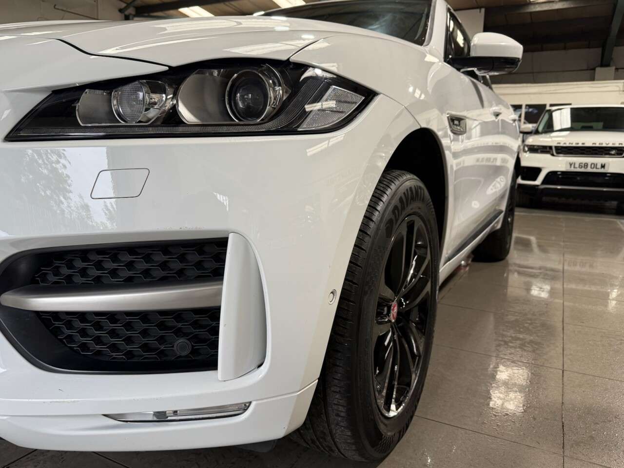 2018 JAGUAR F-PACE 2018 JAGUAR F-PACE