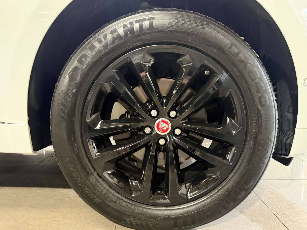 2018 JAGUAR F-PACE 2018 JAGUAR F-PACE