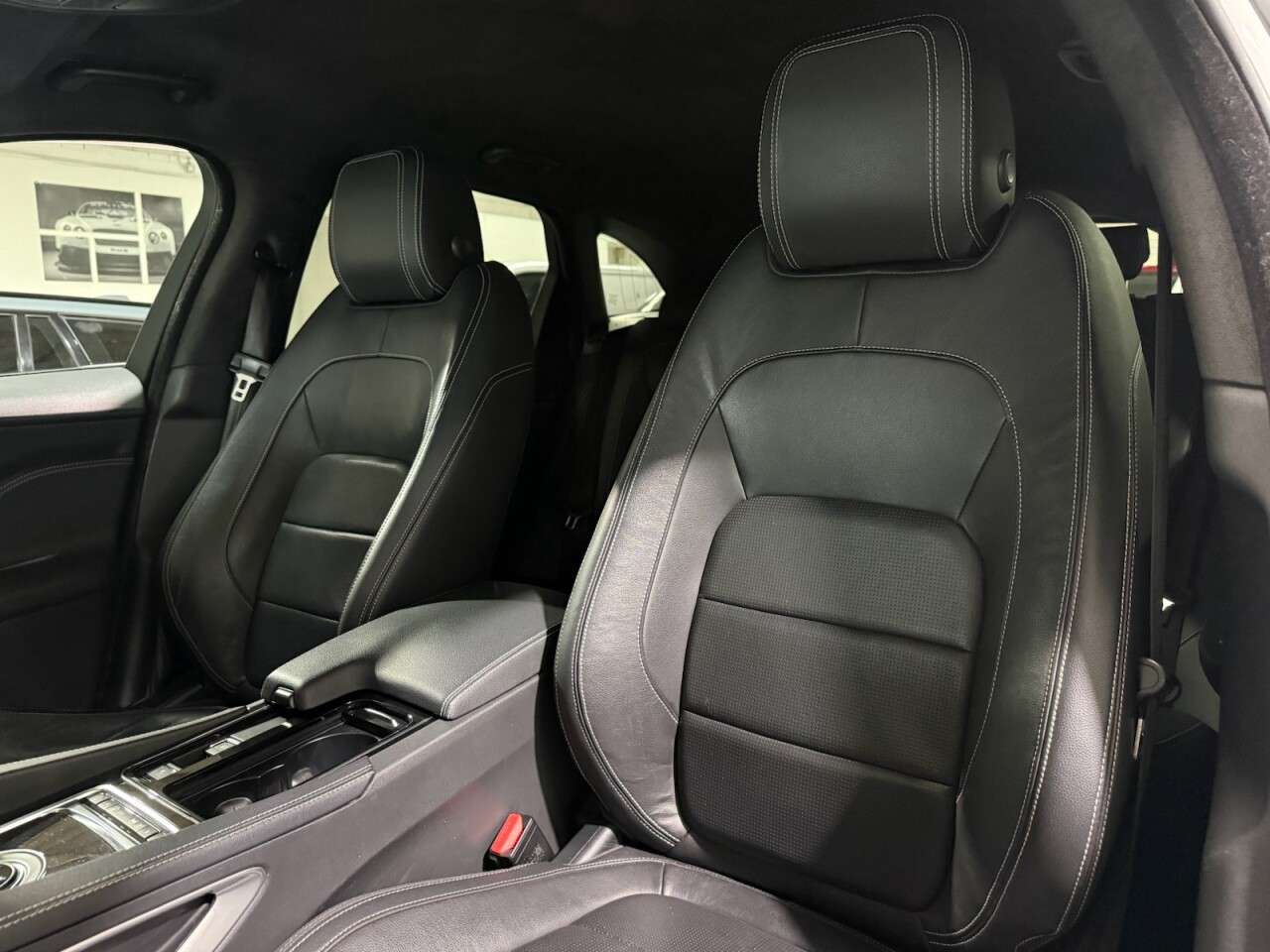 2018 JAGUAR F-PACE 2018 JAGUAR F-PACE