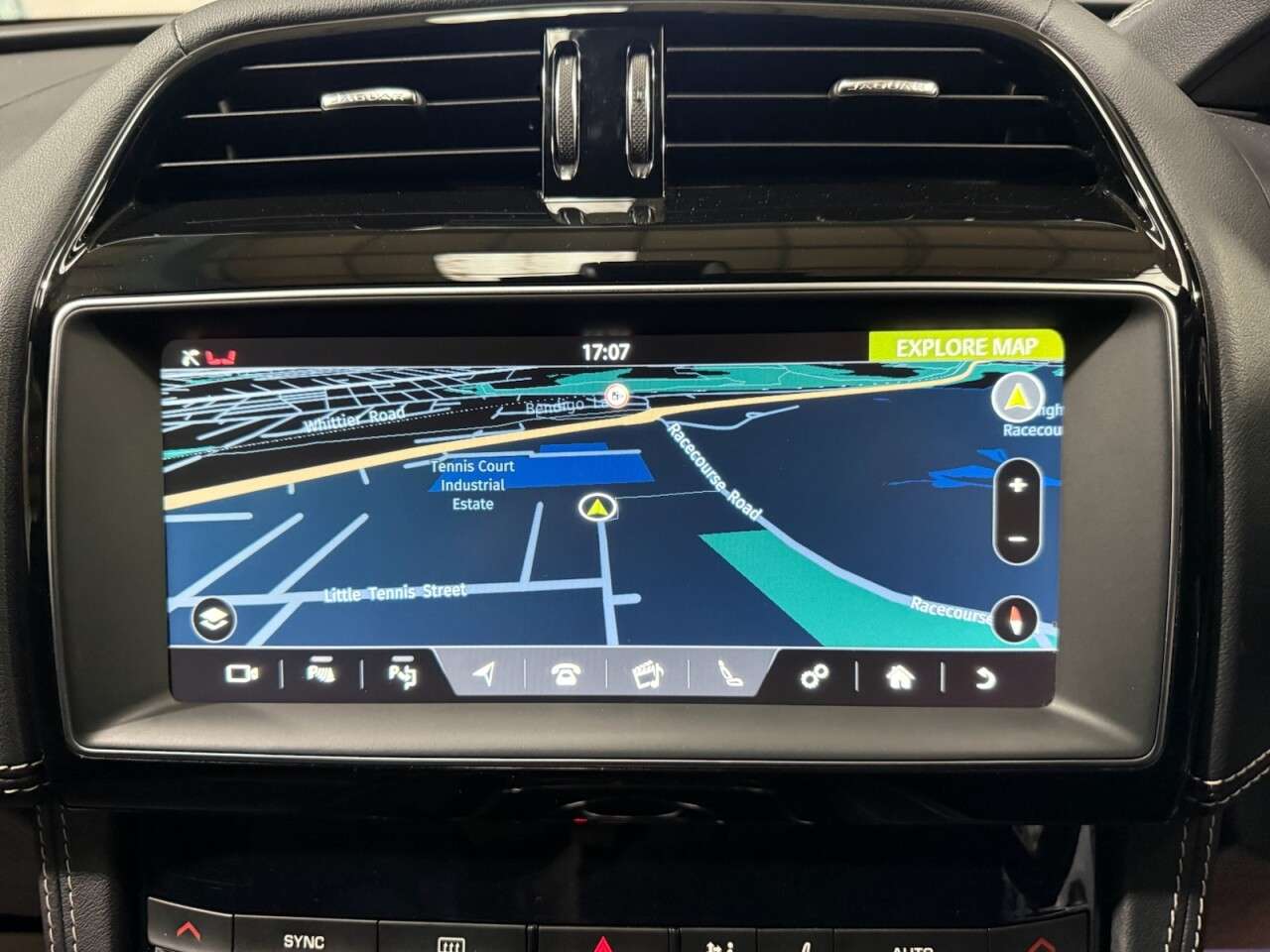 2018 JAGUAR F-PACE 2018 JAGUAR F-PACE