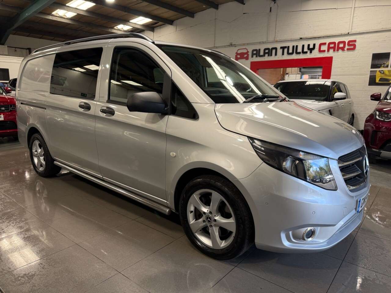 A 2019 MERCEDES-BENZ VITO 2.1 119 CDI BlueTEC Sport Crew Van Double Cab 5dr Diesel G-Tronic+ RWD L2 E A 2019 MERCEDES-BENZ VITO 2.1 119 CDI BlueTEC Sport Crew Van Double Cab 5dr Diesel G-Tronic+ RWD L2 E