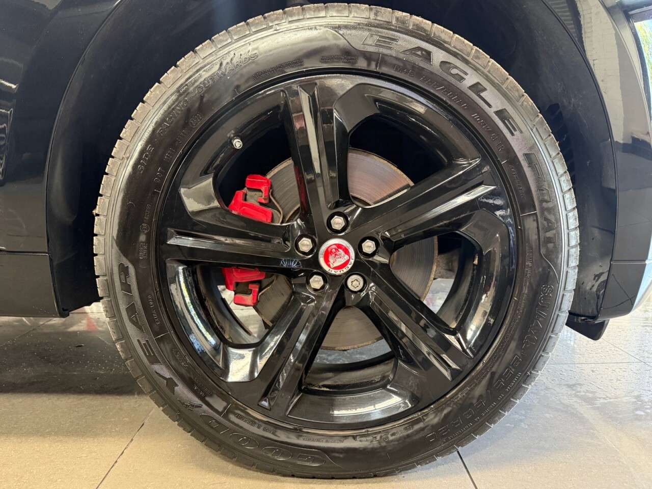 2018 JAGUAR F-PACE 2018 JAGUAR F-PACE