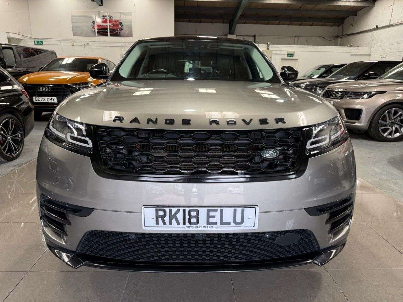 A 2018 LAND ROVER RANGE ROVER VELAR 3.0 SD6 V6 R-Dynamic HSE SUV 5dr Diesel Auto 4WD Euro 6 (s/s) (300 ps) A 2018 LAND ROVER RANGE ROVER VELAR 3.0 SD6 V6 R-Dynamic HSE SUV 5dr Diesel Auto 4WD Euro 6 (s/s) (300 ps)