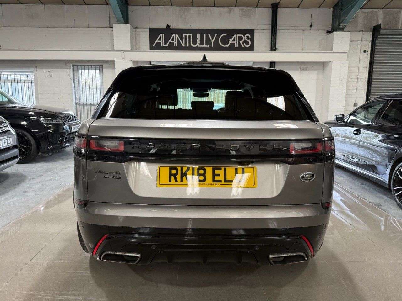 A 2018 LAND ROVER RANGE ROVER VELAR 3.0 SD6 V6 R-Dynamic HSE SUV 5dr Diesel Auto 4WD Euro 6 (s/s) (300 ps) A 2018 LAND ROVER RANGE ROVER VELAR 3.0 SD6 V6 R-Dynamic HSE SUV 5dr Diesel Auto 4WD Euro 6 (s/s) (300 ps)