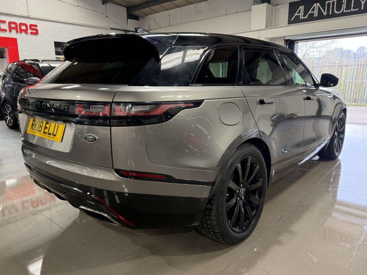 2018 LAND ROVER RANGE ROVER VELAR 2018 LAND ROVER RANGE ROVER VELAR