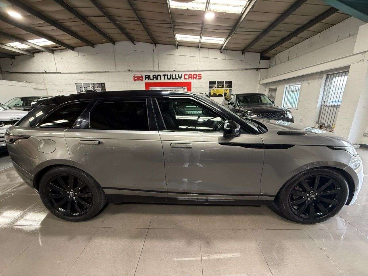 2018 LAND ROVER RANGE ROVER VELAR 2018 LAND ROVER RANGE ROVER VELAR