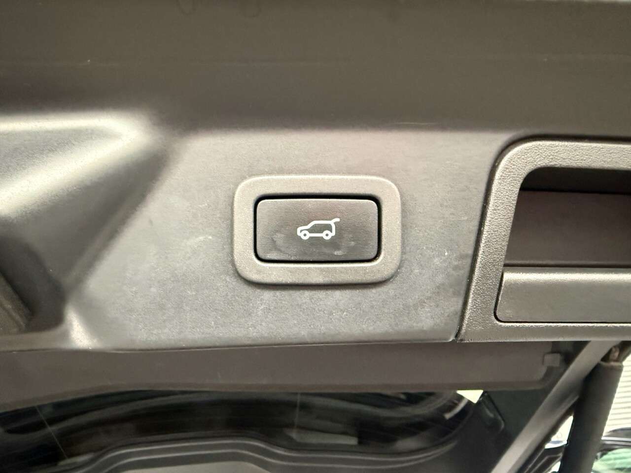 2020 LAND ROVER RANGE ROVER VELAR 2020 LAND ROVER RANGE ROVER VELAR