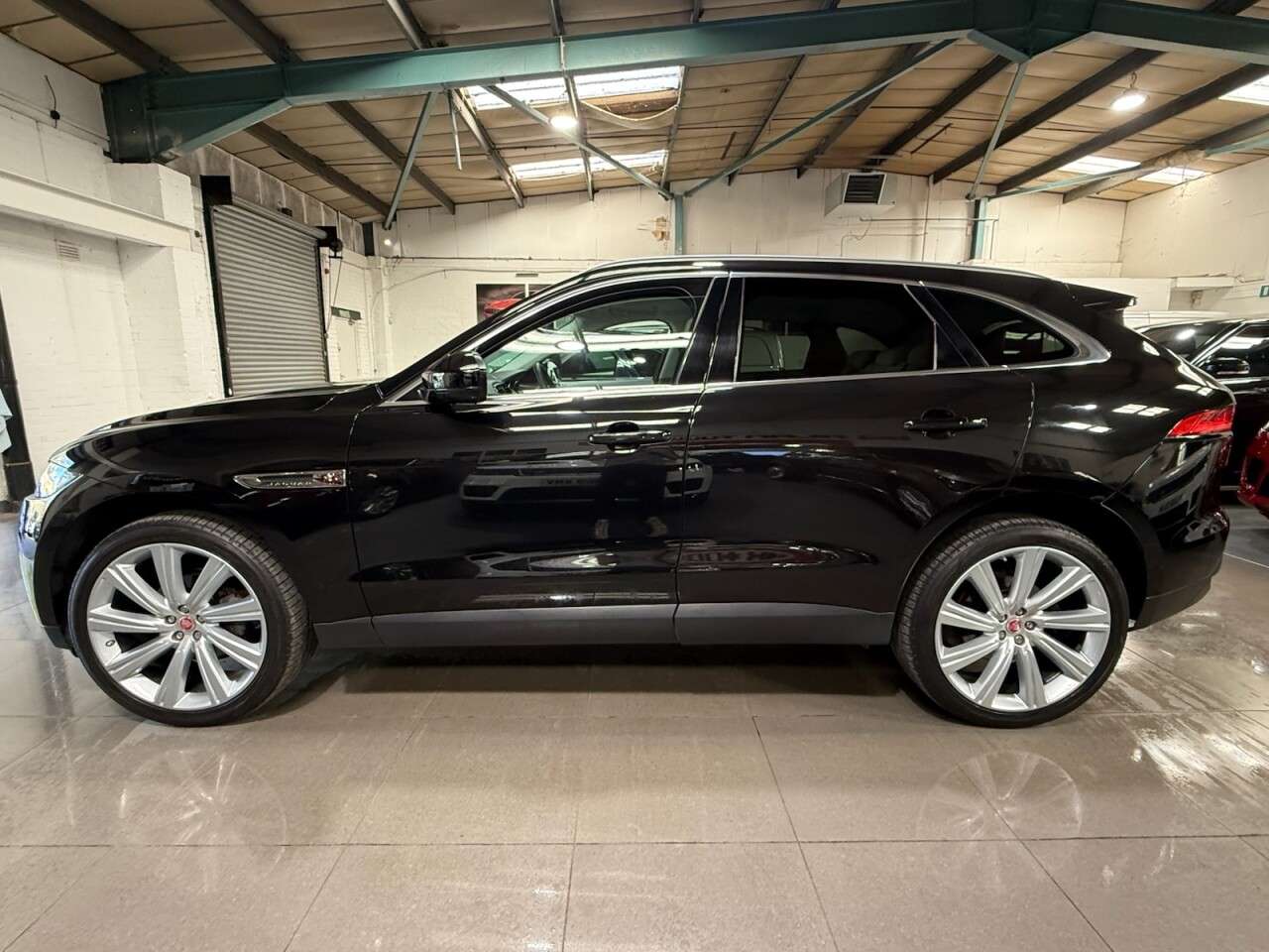 2018 JAGUAR F-PACE 2018 JAGUAR F-PACE