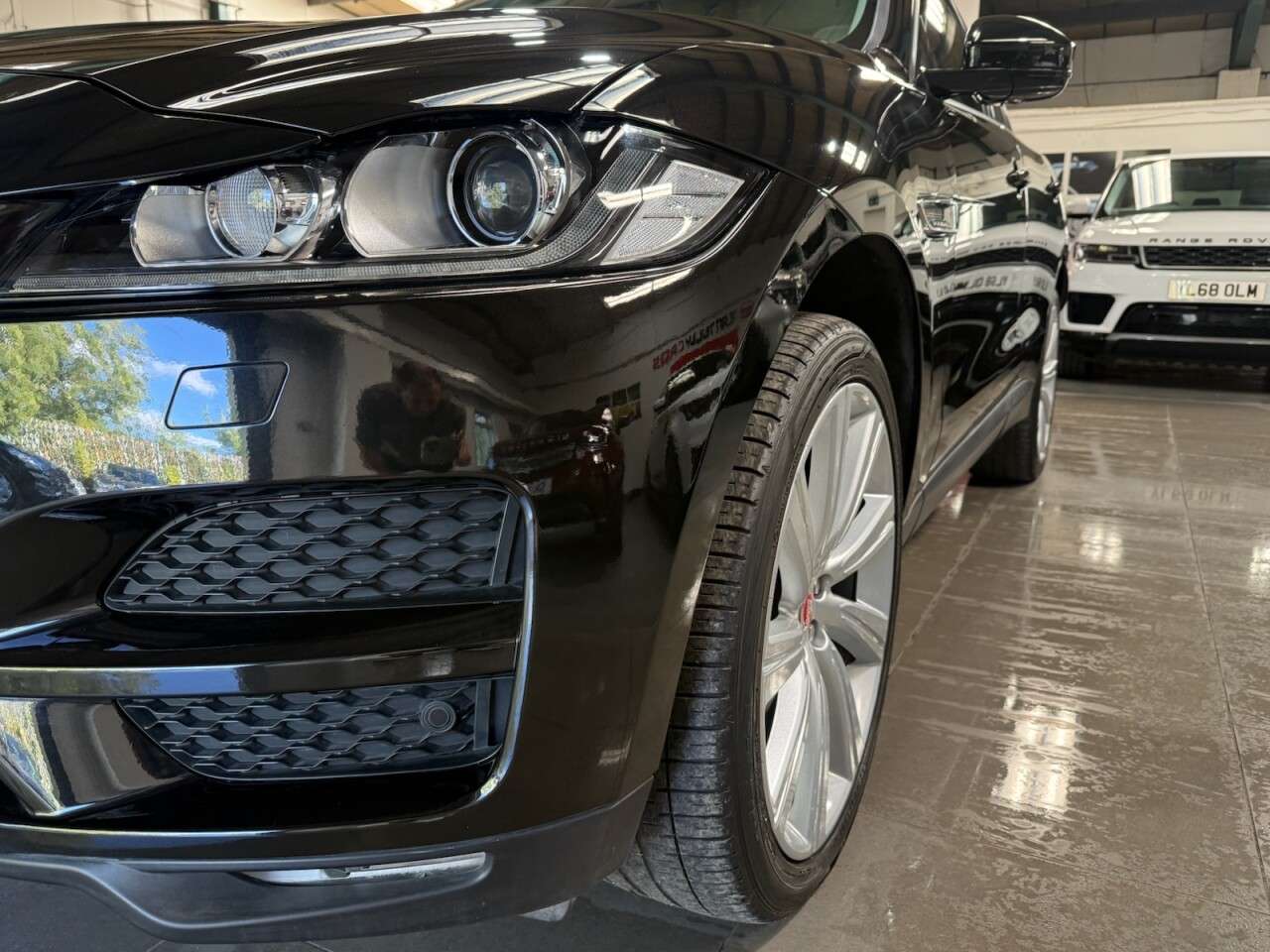 2018 JAGUAR F-PACE 2018 JAGUAR F-PACE