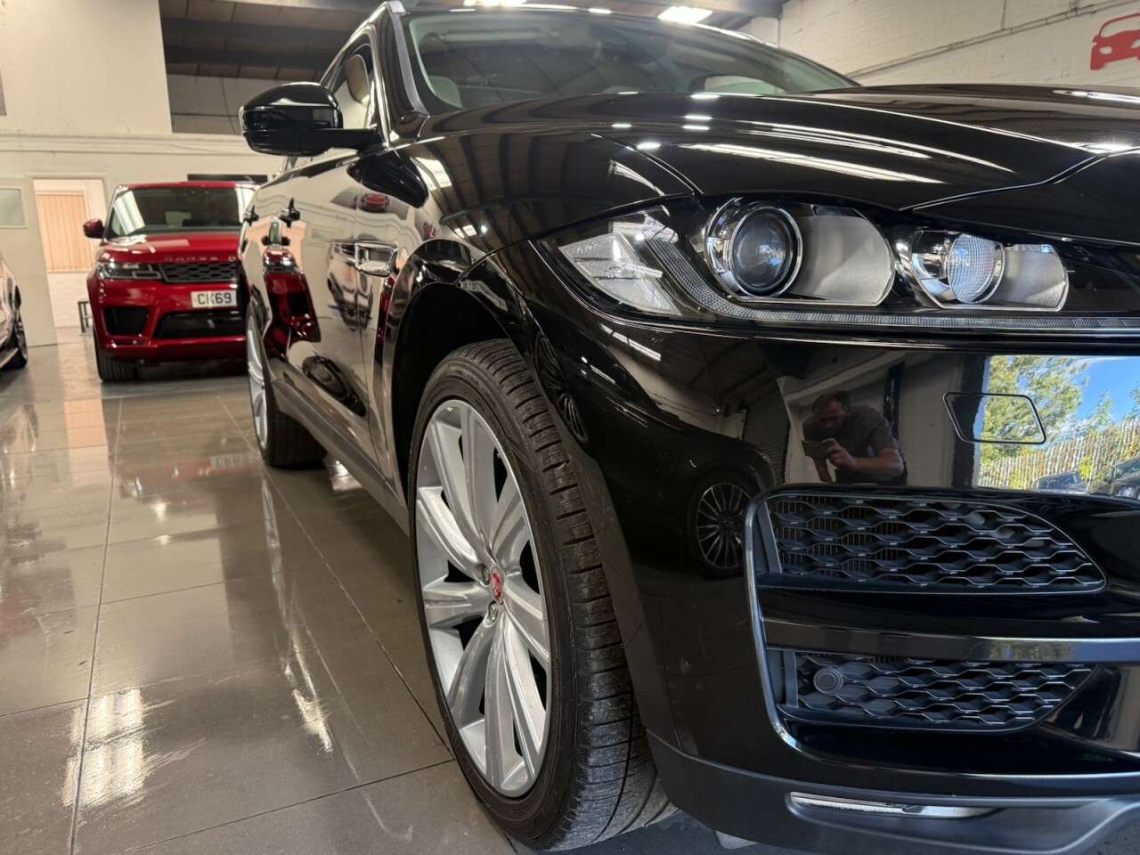 2018 JAGUAR F-PACE 2018 JAGUAR F-PACE