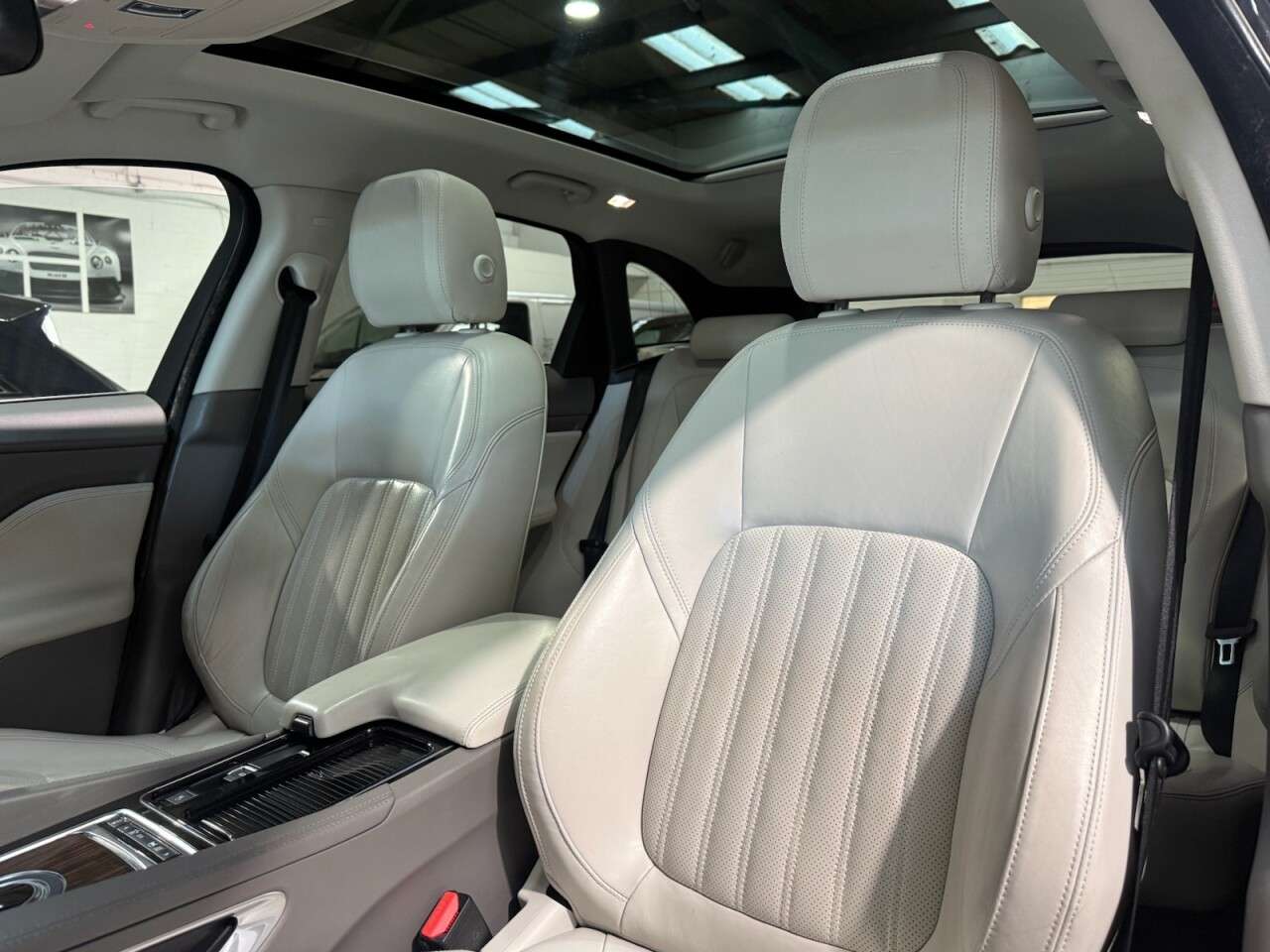 2018 JAGUAR F-PACE 2018 JAGUAR F-PACE