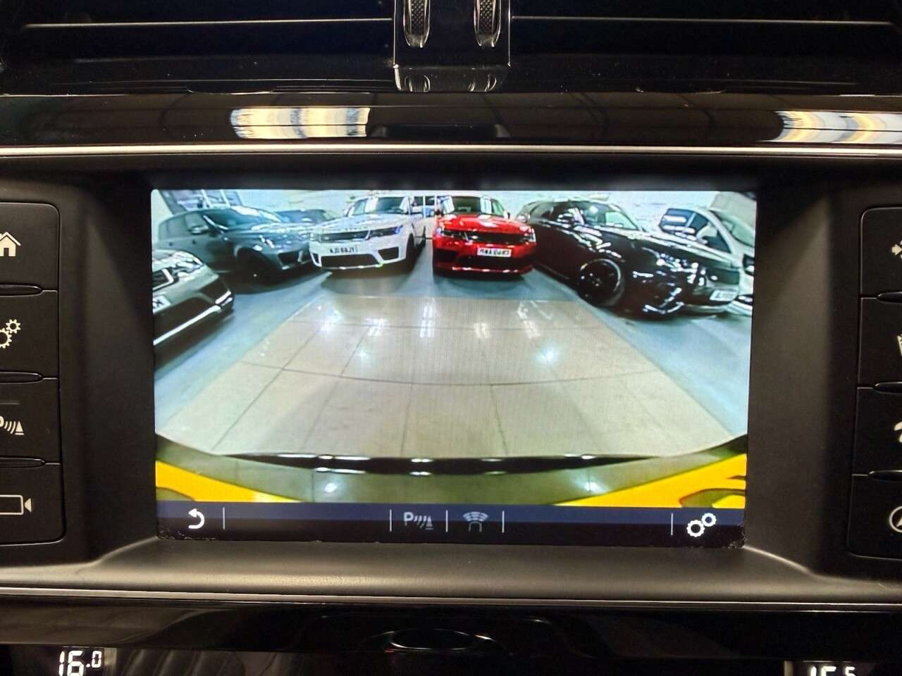 2018 JAGUAR F-PACE 2018 JAGUAR F-PACE