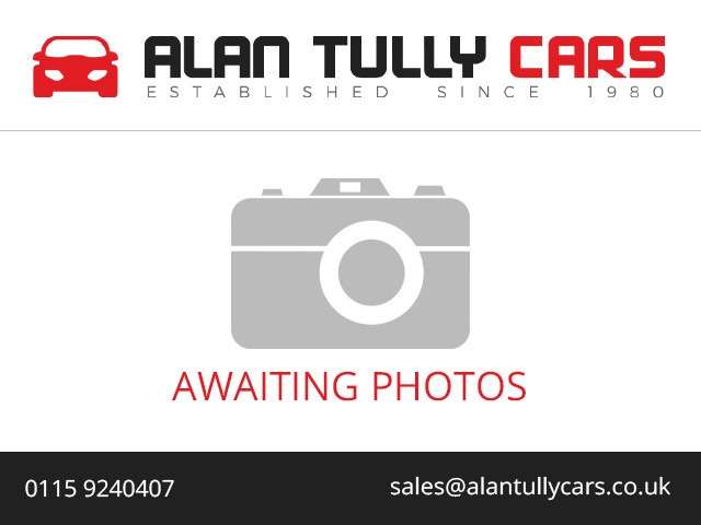 A 2015 JAGUAR XF 2.2d Portfolio Saloon 4dr Diesel Auto Euro 5 (s/s) (163 ps) A 2015 JAGUAR XF 2.2d Portfolio Saloon 4dr Diesel Auto Euro 5 (s/s) (163 ps)