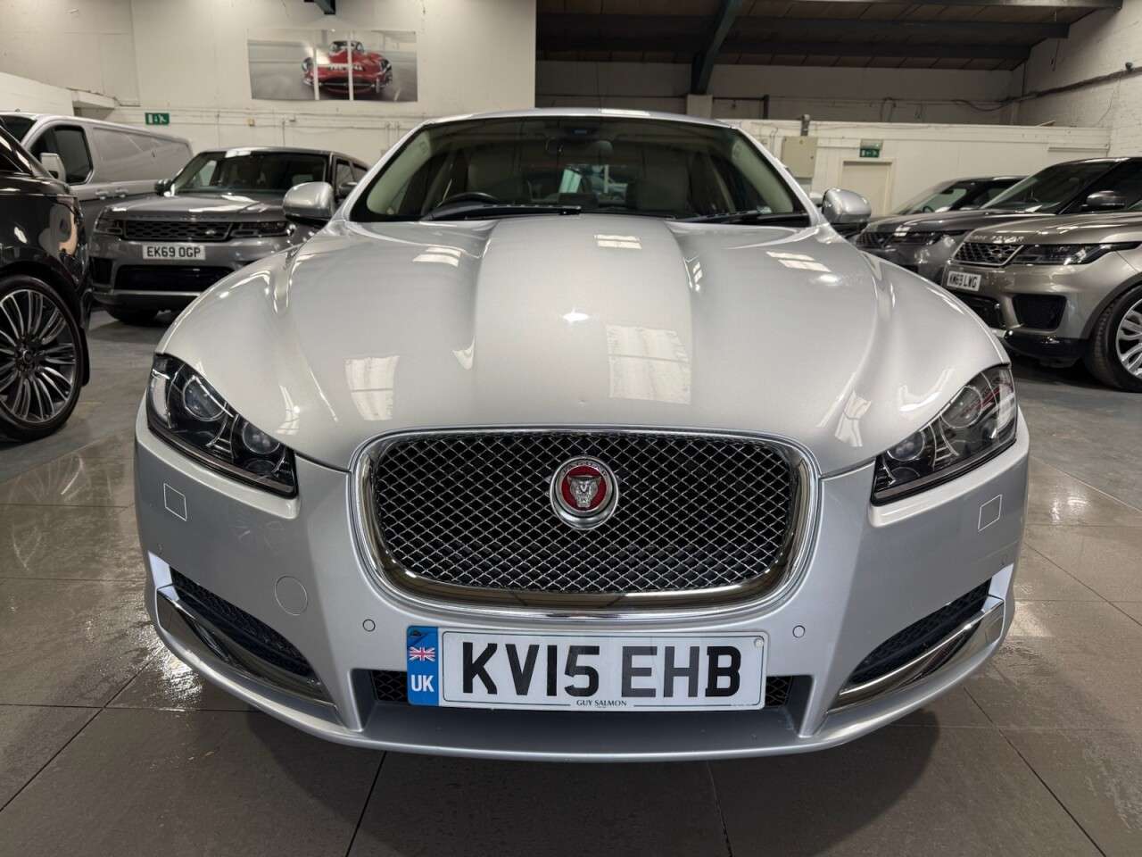 A 2015 JAGUAR XF 2.2d Portfolio Saloon 4dr Diesel Auto Euro 5 (s/s) (163 ps) A 2015 JAGUAR XF 2.2d Portfolio Saloon 4dr Diesel Auto Euro 5 (s/s) (163 ps)