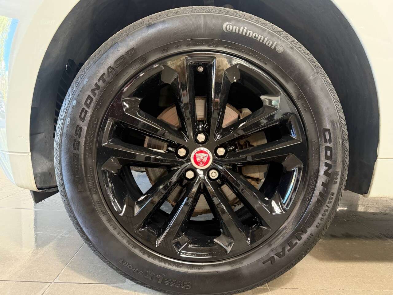 2018 JAGUAR F-PACE 2018 JAGUAR F-PACE