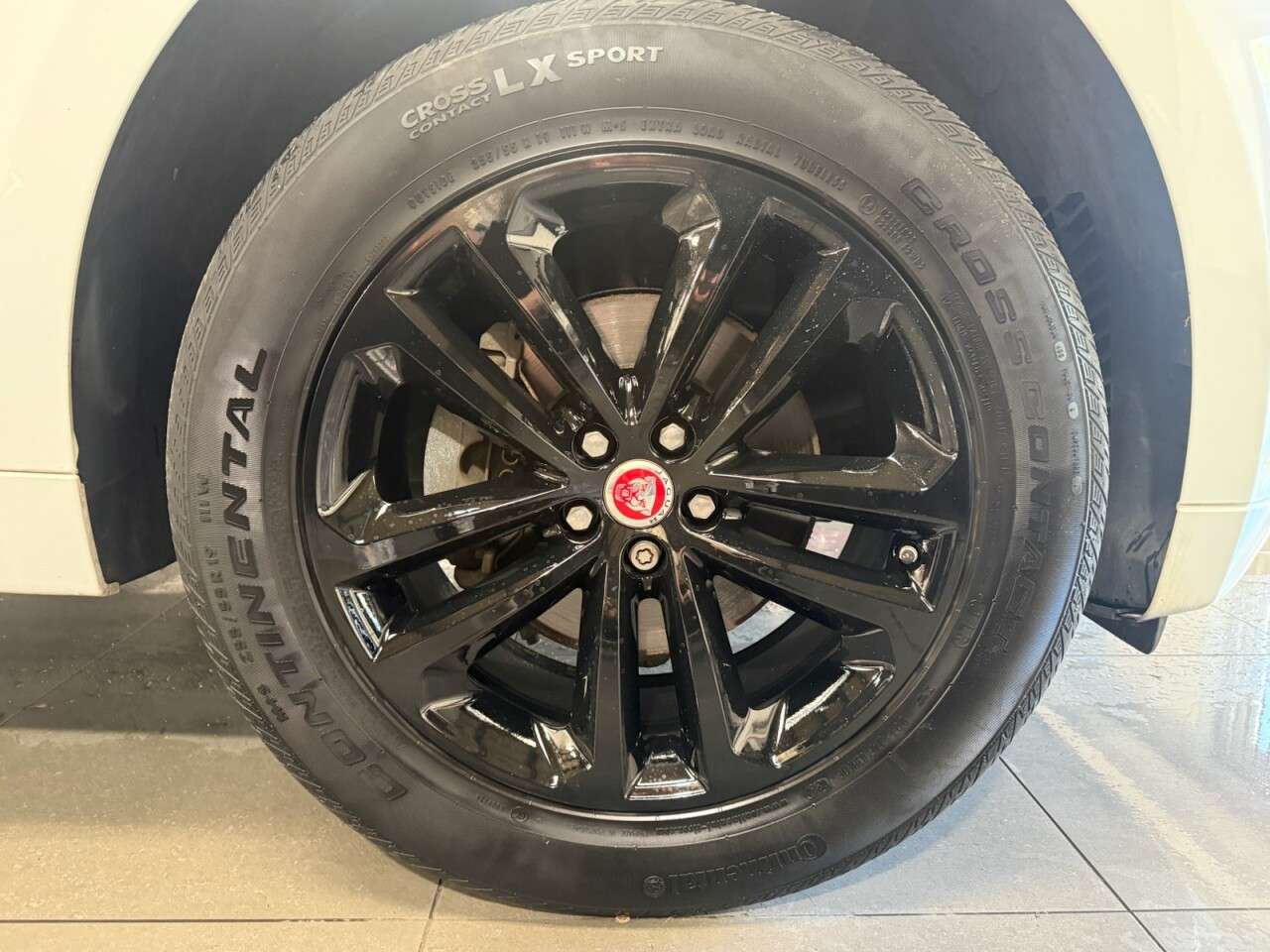 2018 JAGUAR F-PACE 2018 JAGUAR F-PACE