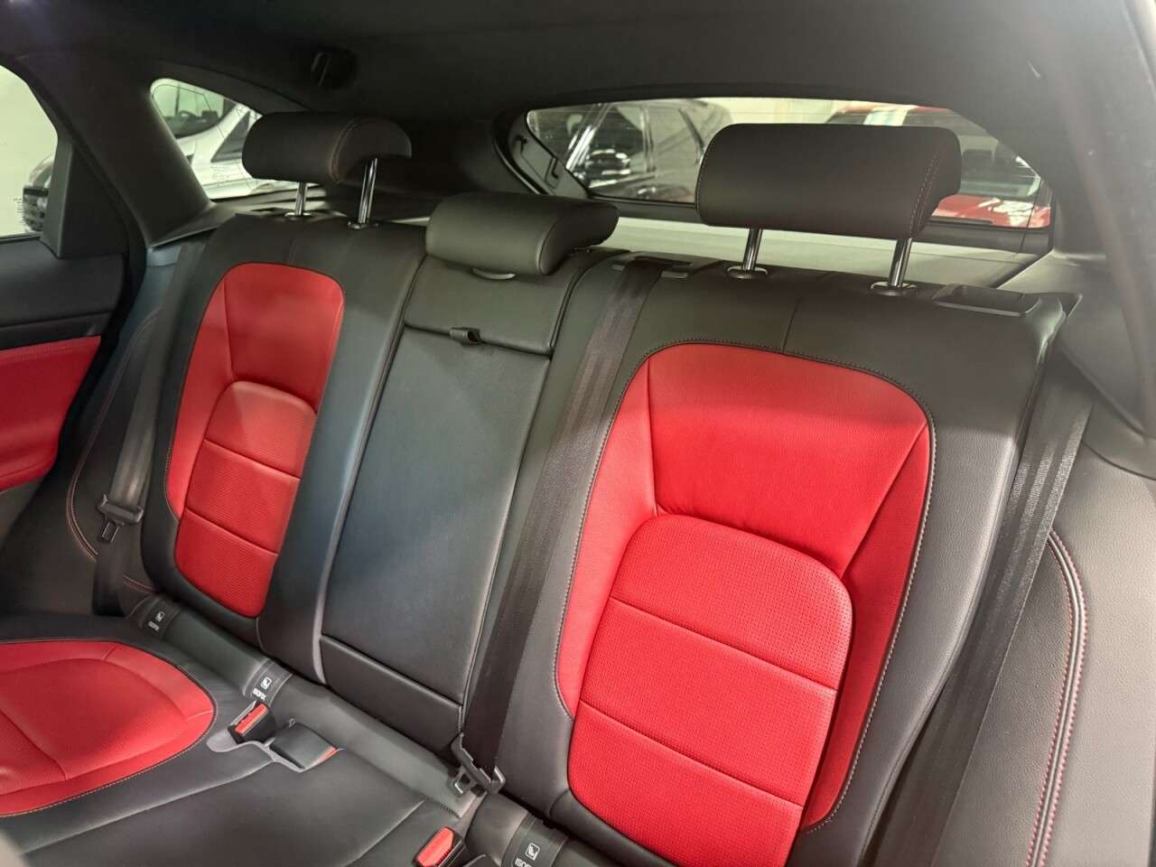2018 JAGUAR F-PACE 2018 JAGUAR F-PACE