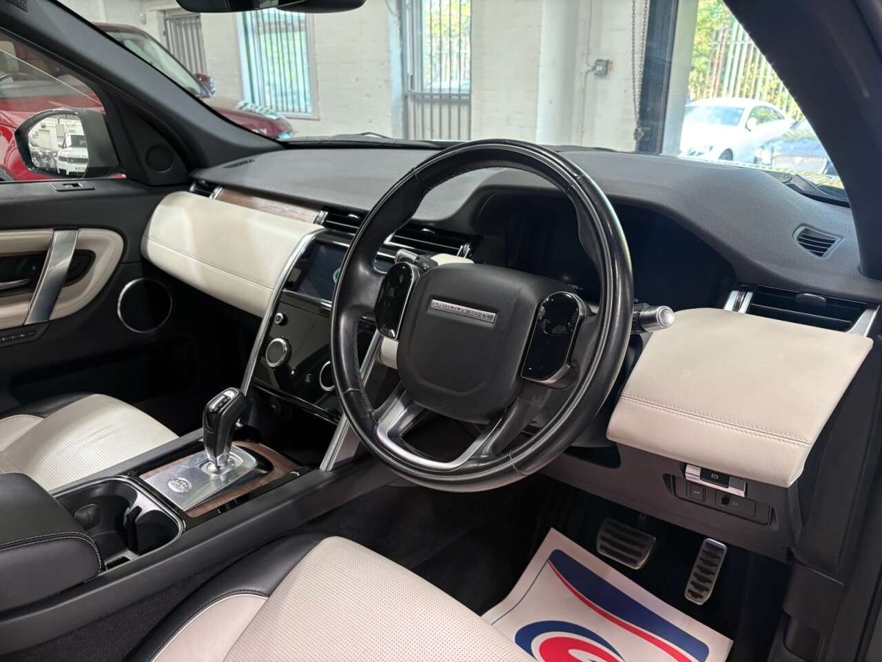 2020 LAND ROVER DISCOVERY SPORT 2020 LAND ROVER DISCOVERY SPORT