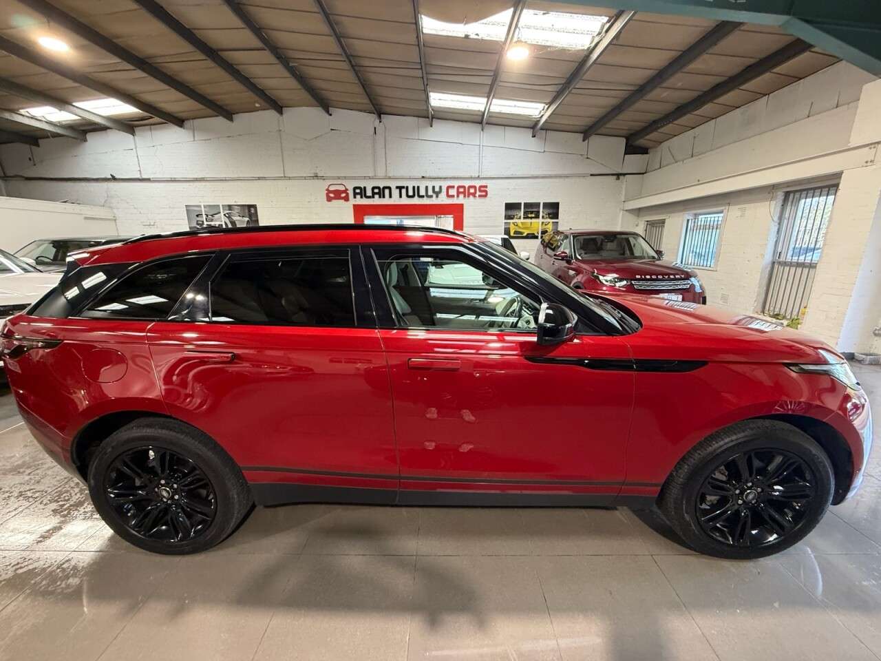 2020 LAND ROVER RANGE ROVER VELAR 2020 LAND ROVER RANGE ROVER VELAR